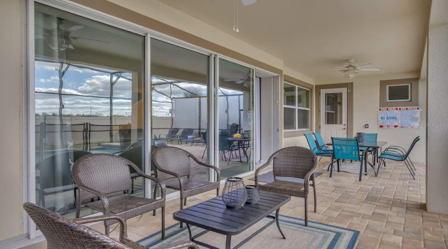 KISSIMMEE, Florida 34747, 9 Bedrooms Bedrooms, ,6 BathroomsBathrooms,Residential,For Sale,NASSAU POINT,0,MFRO6378553