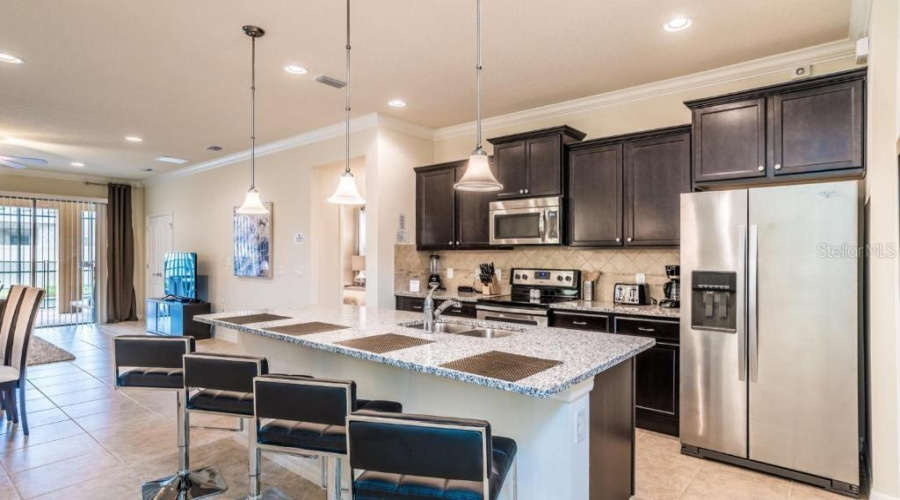 KISSIMMEE, Florida 34747, 6 Bedrooms Bedrooms, ,4 BathroomsBathrooms,Residential,For Sale,ROME,0,MFRO6380081