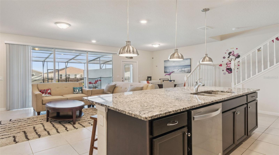 DAVENPORT, Florida 33897, 5 Bedrooms Bedrooms, ,4 BathroomsBathrooms,Residential,For Sale,PACIFIC,0,MFRO6352698