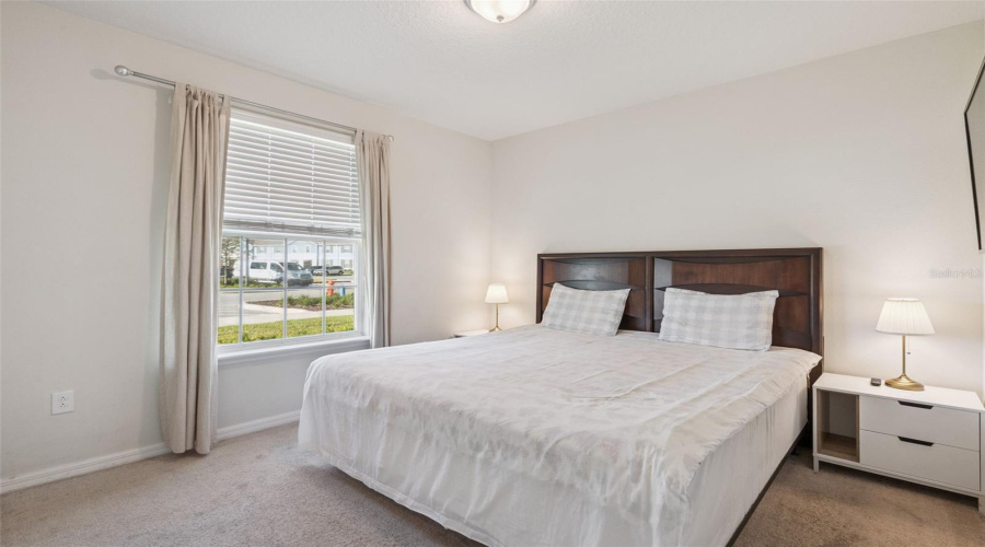 DAVENPORT, Florida 33897, 5 Bedrooms Bedrooms, ,4 BathroomsBathrooms,Residential,For Sale,PACIFIC,0,MFRO6352698