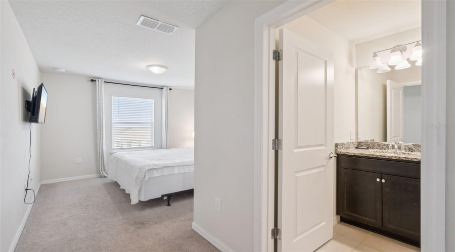 DAVENPORT, Florida 33897, 5 Bedrooms Bedrooms, ,4 BathroomsBathrooms,Residential,For Sale,PACIFIC,0,MFRO6352698