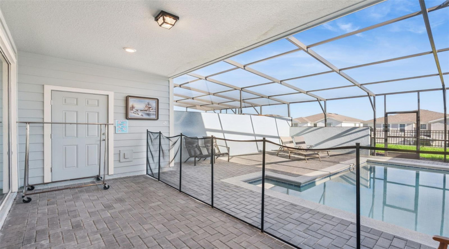 DAVENPORT, Florida 33897, 5 Bedrooms Bedrooms, ,4 BathroomsBathrooms,Residential,For Sale,PACIFIC,0,MFRO6352698