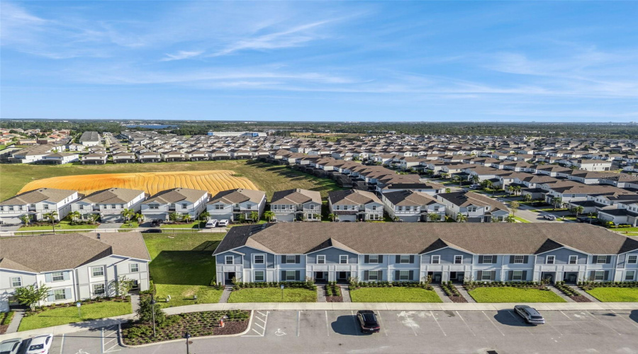 DAVENPORT, Florida 33897, 5 Bedrooms Bedrooms, ,4 BathroomsBathrooms,Residential,For Sale,PACIFIC,0,MFRO6352698