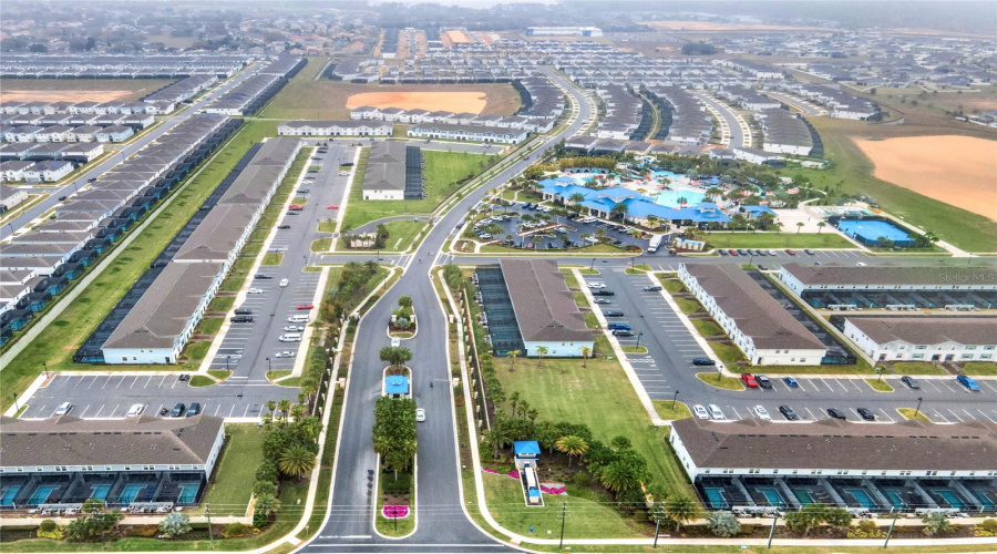 DAVENPORT, Florida 33897, 5 Bedrooms Bedrooms, ,4 BathroomsBathrooms,Residential,For Sale,PACIFIC,0,MFRO6352698