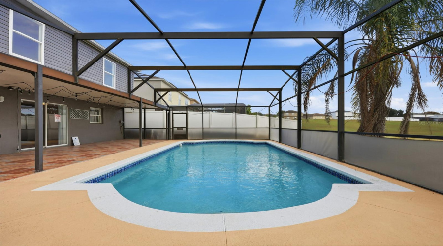 DAVENPORT, Florida 33897, 5 Bedrooms Bedrooms, ,2 BathroomsBathrooms,Residential,For Sale,MILFORD,0,MFRO6365306