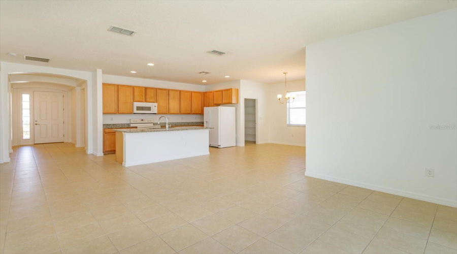 DAVENPORT, Florida 33837, 4 Bedrooms Bedrooms, ,2 BathroomsBathrooms,Residential,For Sale,MARIVAL,0,MFRO6356727