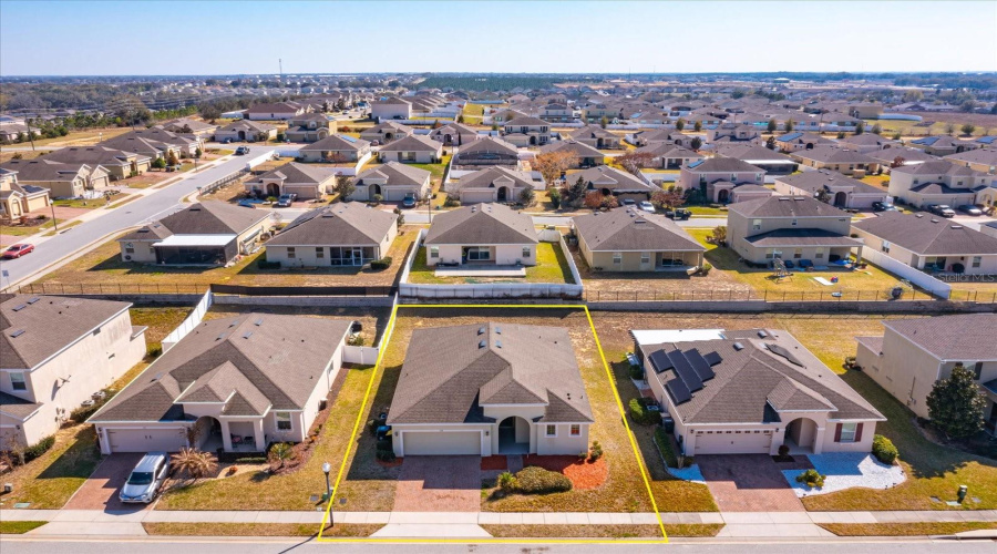 DAVENPORT, Florida 33837, 4 Bedrooms Bedrooms, ,2 BathroomsBathrooms,Residential,For Sale,MARIVAL,0,MFRO6356727