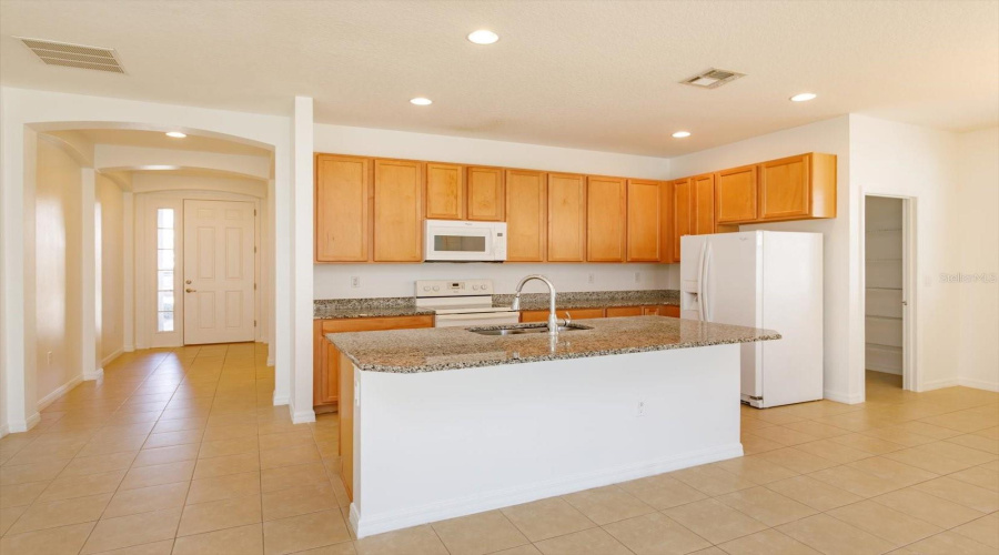 DAVENPORT, Florida 33837, 4 Bedrooms Bedrooms, ,2 BathroomsBathrooms,Residential,For Sale,MARIVAL,0,MFRO6356727