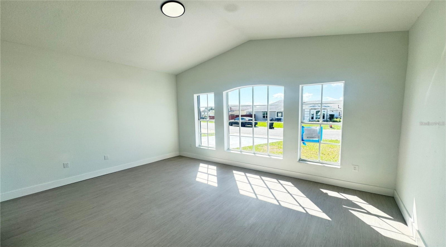 DAVENPORT, Florida 33837, 4 Bedrooms Bedrooms, ,2 BathroomsBathrooms,Residential,For Sale,HIGH RIDGE,0,MFRO6382429