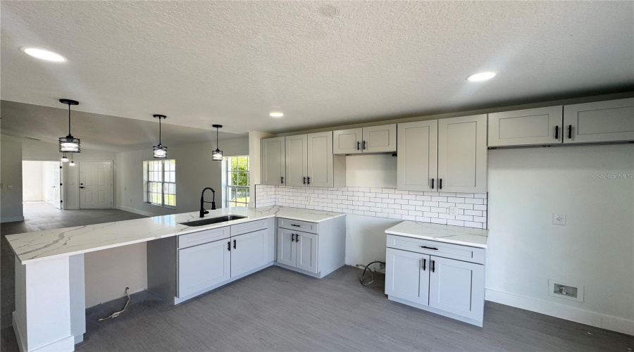 DAVENPORT, Florida 33837, 4 Bedrooms Bedrooms, ,2 BathroomsBathrooms,Residential,For Sale,HIGH RIDGE,0,MFRO6382429