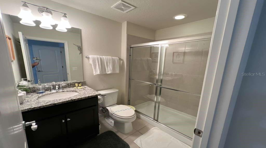 KISSIMMEE, Florida 34747, 5 Bedrooms Bedrooms, ,4 BathroomsBathrooms,Residential,For Sale,DUBAI,0,MFRO6382385