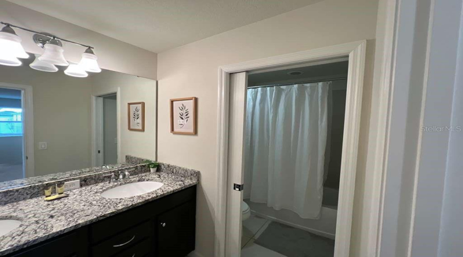 KISSIMMEE, Florida 34747, 5 Bedrooms Bedrooms, ,4 BathroomsBathrooms,Residential,For Sale,DUBAI,0,MFRO6382385