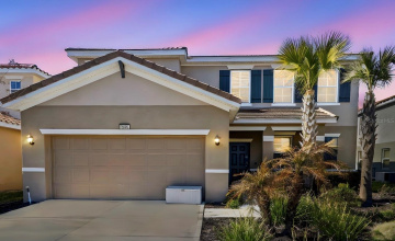 DAVENPORT, Florida 33837, 5 Bedrooms Bedrooms, ,4 BathroomsBathrooms,Residential,For Sale,OAKMOSS,0,MFRG5108167