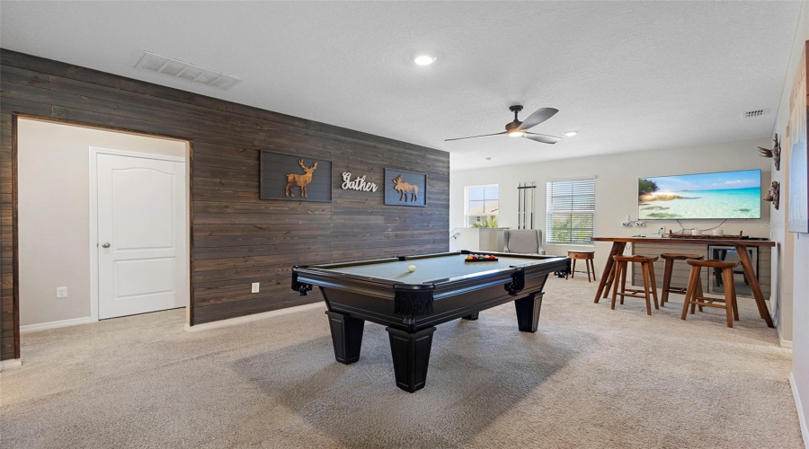 DAVENPORT, Florida 33837, 5 Bedrooms Bedrooms, ,4 BathroomsBathrooms,Residential,For Sale,OAKMOSS,0,MFRG5108167