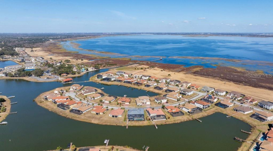 KISSIMMEE, Florida 34746, 5 Bedrooms Bedrooms, ,5 BathroomsBathrooms,Residential,For Sale,SPINNAKER,0,MFRO6381828