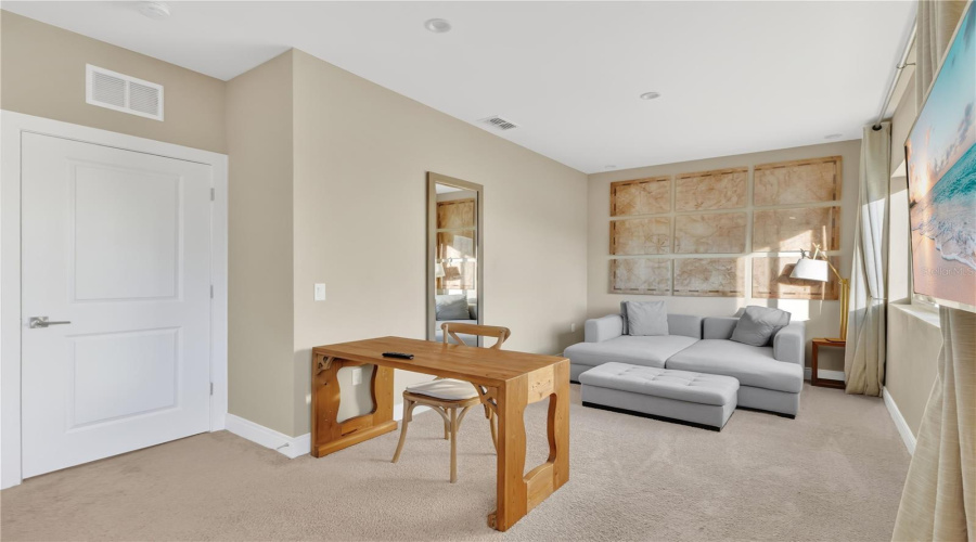 KISSIMMEE, Florida 34747, 4 Bedrooms Bedrooms, ,4 BathroomsBathrooms,Residential,For Sale,ROCKEFELLER,0,MFRO6382632