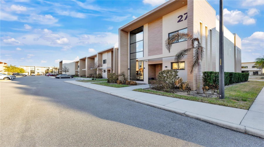 KISSIMMEE, Florida 34747, 4 Bedrooms Bedrooms, ,4 BathroomsBathrooms,Residential,For Sale,ROCKEFELLER,0,MFRO6382632