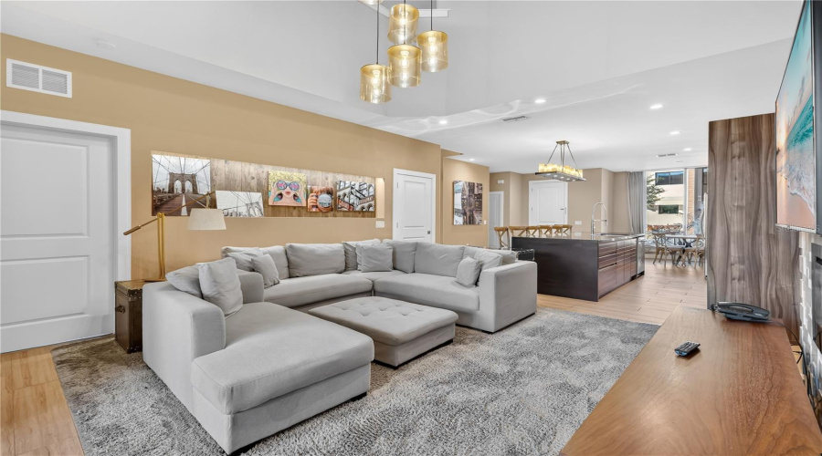 KISSIMMEE, Florida 34747, 4 Bedrooms Bedrooms, ,4 BathroomsBathrooms,Residential,For Sale,ROCKEFELLER,0,MFRO6382632