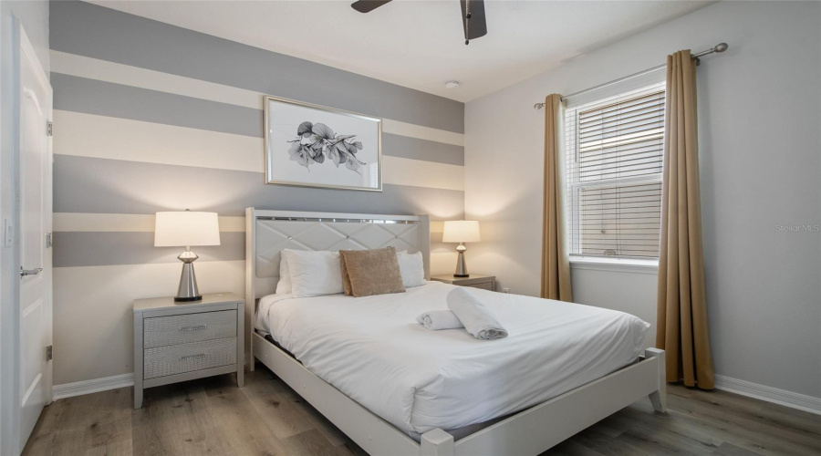 DAVENPORT, Florida 33837, 5 Bedrooms Bedrooms, ,4 BathroomsBathrooms,Residential,For Sale,OAKMOSS,0,MFRO6382626