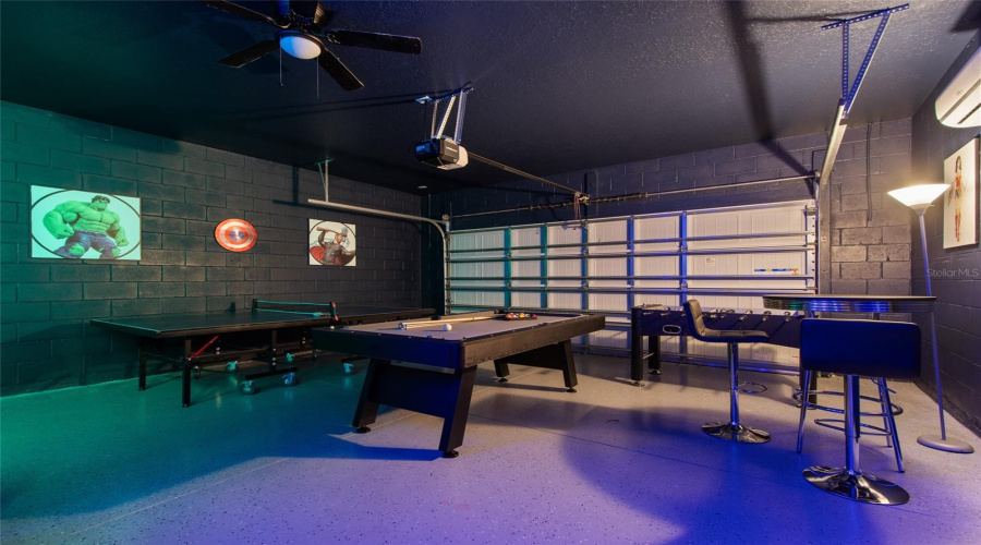 DAVENPORT, Florida 33837, 5 Bedrooms Bedrooms, ,4 BathroomsBathrooms,Residential,For Sale,OAKMOSS,0,MFRO6382626