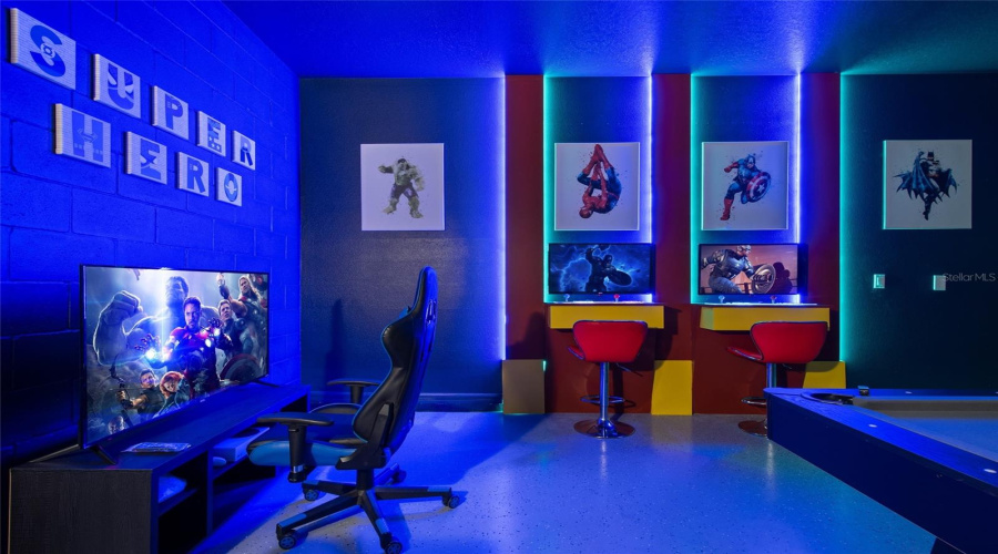 DAVENPORT, Florida 33837, 5 Bedrooms Bedrooms, ,4 BathroomsBathrooms,Residential,For Sale,OAKMOSS,0,MFRO6382626