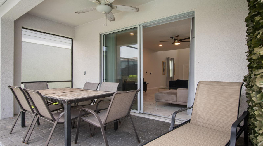 DAVENPORT, Florida 33837, 5 Bedrooms Bedrooms, ,4 BathroomsBathrooms,Residential,For Sale,OAKMOSS,0,MFRO6382626