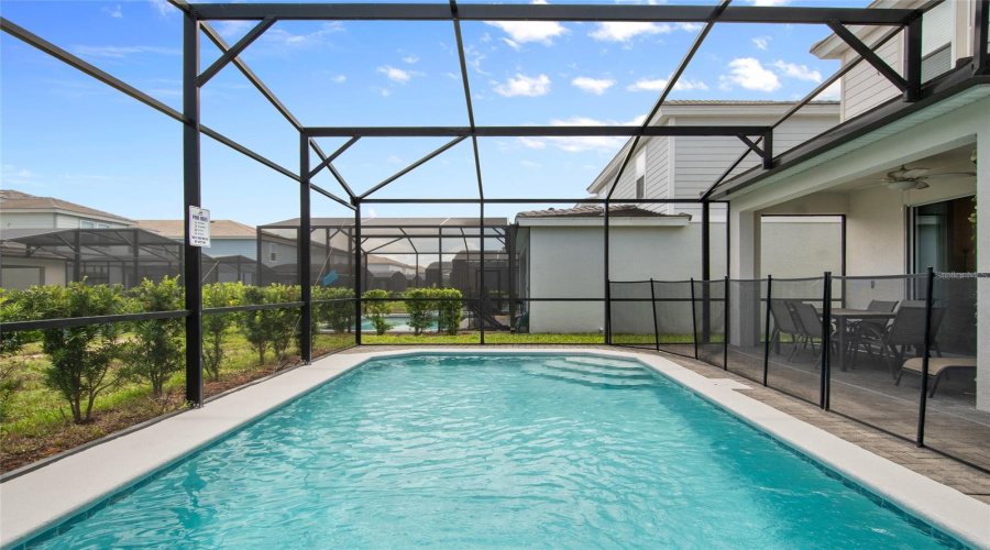 DAVENPORT, Florida 33837, 5 Bedrooms Bedrooms, ,4 BathroomsBathrooms,Residential,For Sale,OAKMOSS,0,MFRO6382626