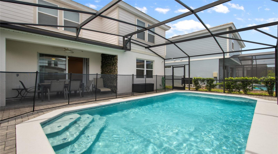 DAVENPORT, Florida 33837, 5 Bedrooms Bedrooms, ,4 BathroomsBathrooms,Residential,For Sale,OAKMOSS,0,MFRO6382626