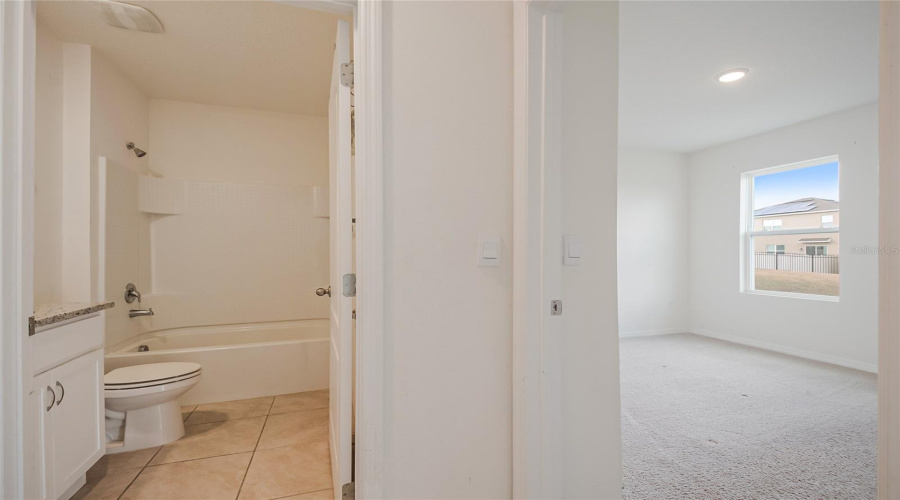 DAVENPORT, Florida 33837, 5 Bedrooms Bedrooms, ,3 BathroomsBathrooms,Residential,For Sale,CANYON OAK,0,MFRS5143748