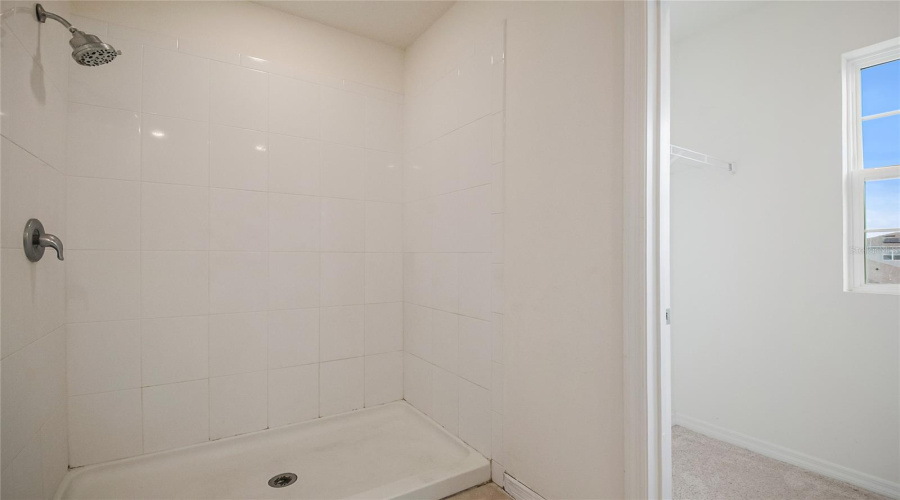 DAVENPORT, Florida 33837, 5 Bedrooms Bedrooms, ,3 BathroomsBathrooms,Residential,For Sale,CANYON OAK,0,MFRS5143748