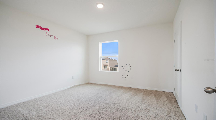 DAVENPORT, Florida 33837, 5 Bedrooms Bedrooms, ,3 BathroomsBathrooms,Residential,For Sale,CANYON OAK,0,MFRS5143748