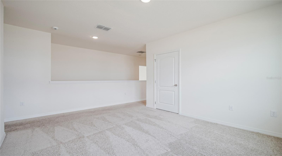 DAVENPORT, Florida 33837, 5 Bedrooms Bedrooms, ,3 BathroomsBathrooms,Residential,For Sale,CANYON OAK,0,MFRS5143748