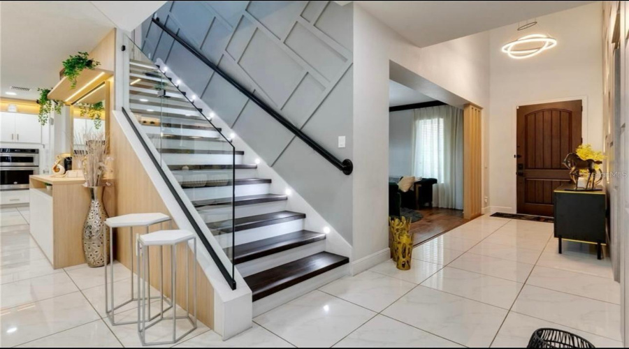 ORLANDO, Florida 32836, 5 Bedrooms Bedrooms, ,4 BathroomsBathrooms,Residential,For Sale,LUDINGTON,0,MFRO6382200