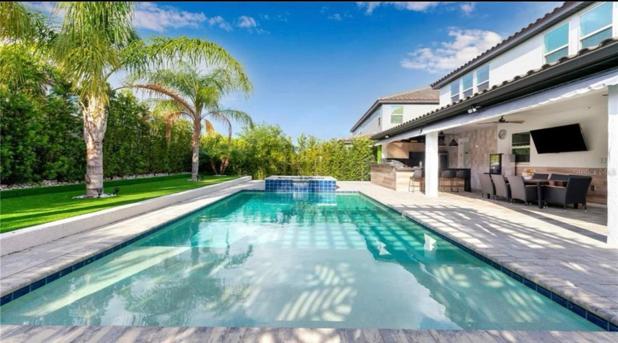 ORLANDO, Florida 32836, 5 Bedrooms Bedrooms, ,4 BathroomsBathrooms,Residential,For Sale,LUDINGTON,0,MFRO6382200