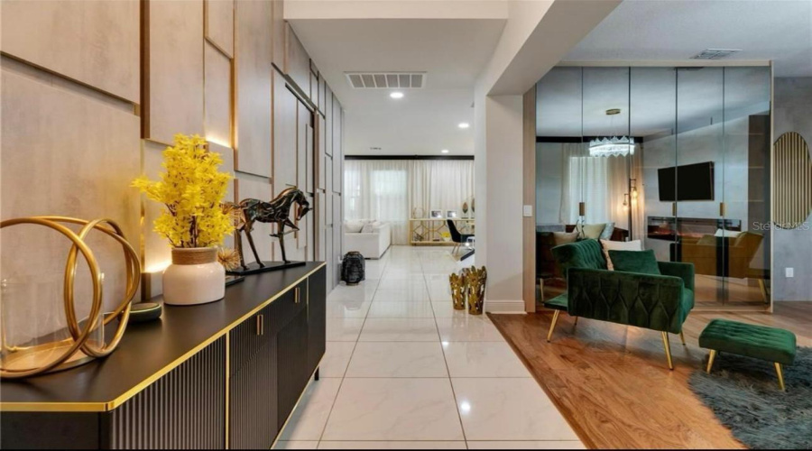 ORLANDO, Florida 32836, 5 Bedrooms Bedrooms, ,4 BathroomsBathrooms,Residential,For Sale,LUDINGTON,0,MFRO6382200