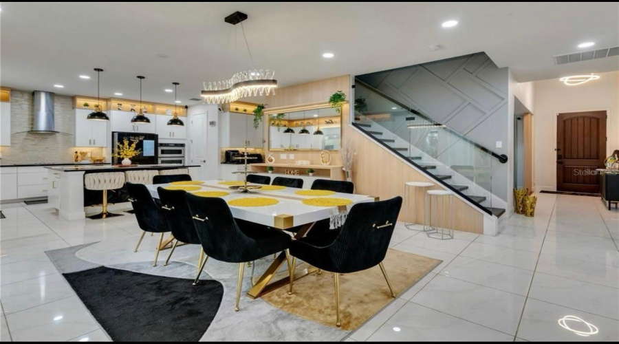 ORLANDO, Florida 32836, 5 Bedrooms Bedrooms, ,4 BathroomsBathrooms,Residential,For Sale,LUDINGTON,0,MFRO6382200