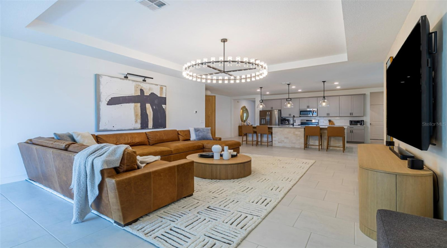 DAVENPORT, Florida 33837, 4 Bedrooms Bedrooms, ,3 BathroomsBathrooms,Residential,For Sale,HILLINGDAM,0,MFRO6382502