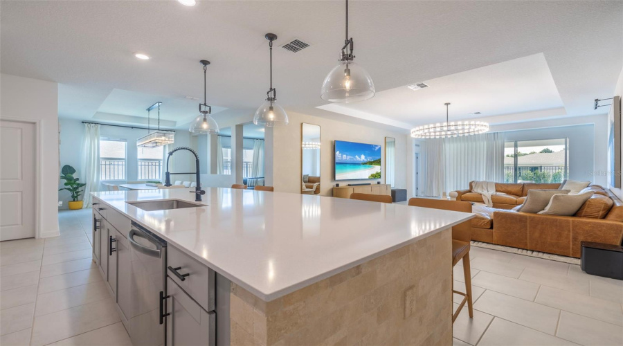 DAVENPORT, Florida 33837, 4 Bedrooms Bedrooms, ,3 BathroomsBathrooms,Residential,For Sale,HILLINGDAM,0,MFRO6382502