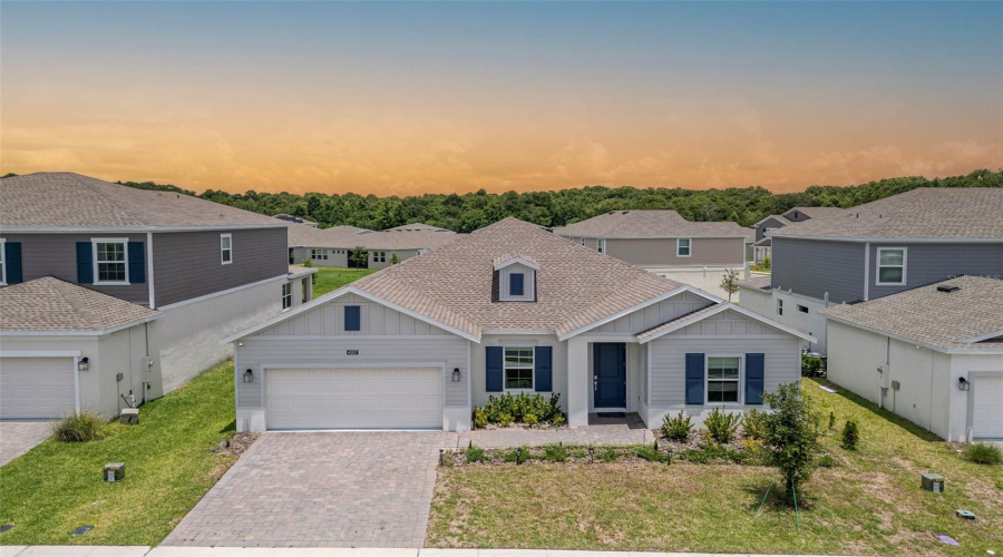 DAVENPORT, Florida 33837, 4 Bedrooms Bedrooms, ,3 BathroomsBathrooms,Residential,For Sale,HILLINGDAM,0,MFRO6382502