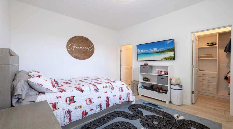 DAVENPORT, Florida 33837, 4 Bedrooms Bedrooms, ,3 BathroomsBathrooms,Residential,For Sale,HILLINGDAM,0,MFRO6382502