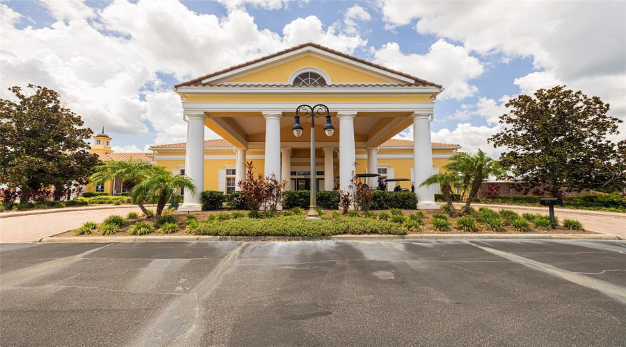 DAVENPORT, Florida 33837, 4 Bedrooms Bedrooms, ,3 BathroomsBathrooms,Residential,For Sale,HILLINGDAM,0,MFRO6382502