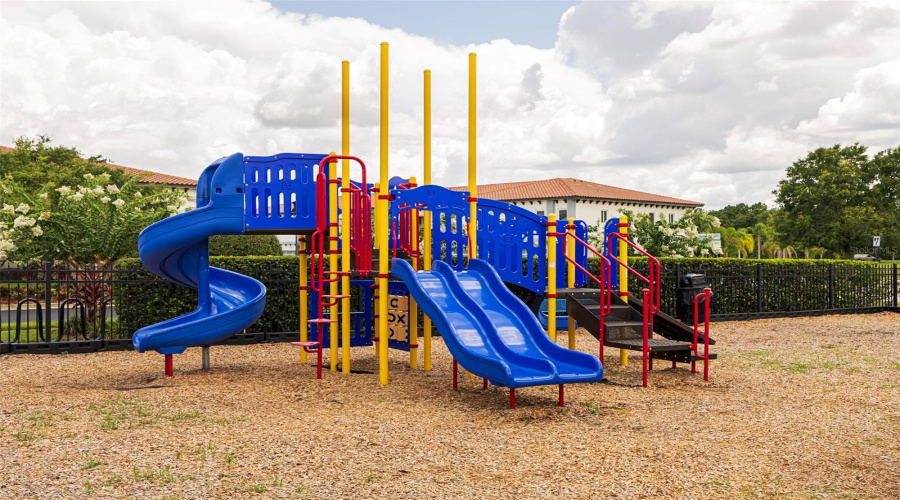 DAVENPORT, Florida 33837, 4 Bedrooms Bedrooms, ,3 BathroomsBathrooms,Residential,For Sale,HILLINGDAM,0,MFRO6382502