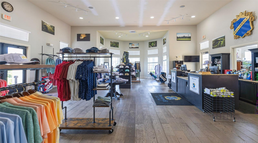 DAVENPORT, Florida 33837, 4 Bedrooms Bedrooms, ,3 BathroomsBathrooms,Residential,For Sale,HILLINGDAM,0,MFRO6382502