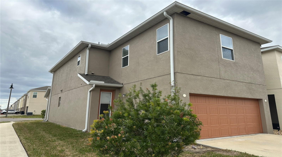 DAVENPORT, Florida 33837, 5 Bedrooms Bedrooms, ,3 BathroomsBathrooms,Residential,For Sale,BELLA PRESWICK,0,MFRO6382599