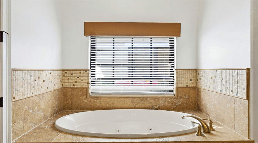 REUNION, Florida 34747, 5 Bedrooms Bedrooms, ,4 BathroomsBathrooms,Residential,For Sale,MUIRFIELD,0,MFRO6382649