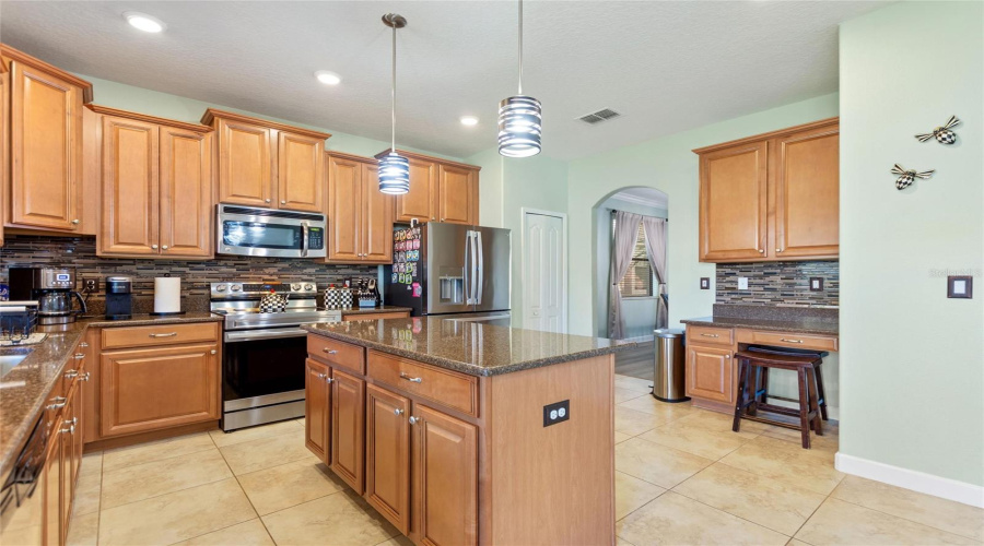 DAVENPORT, Florida 33896, 5 Bedrooms Bedrooms, ,3 BathroomsBathrooms,Residential,For Sale,GLENEAGLES,0,MFRS5142872