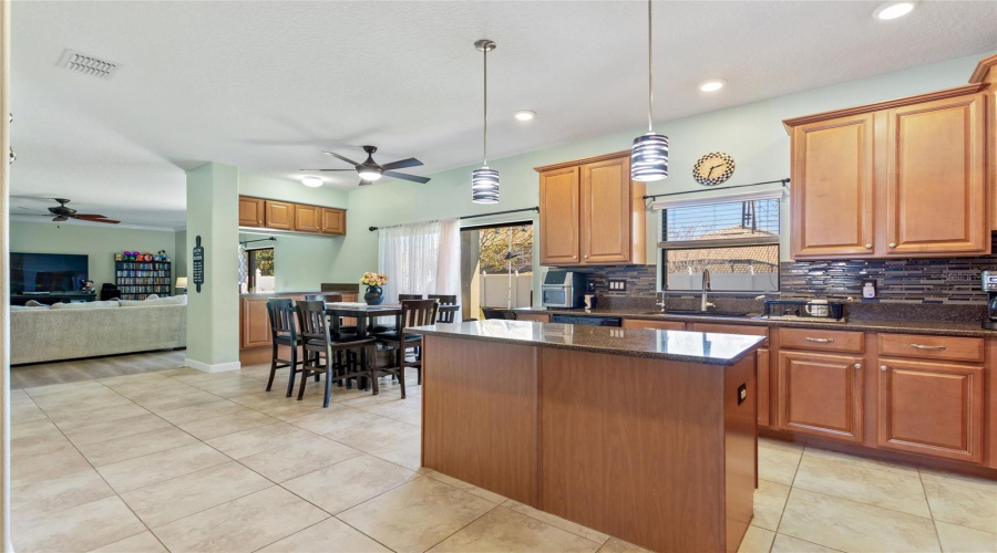 DAVENPORT, Florida 33896, 5 Bedrooms Bedrooms, ,3 BathroomsBathrooms,Residential,For Sale,GLENEAGLES,0,MFRS5142872