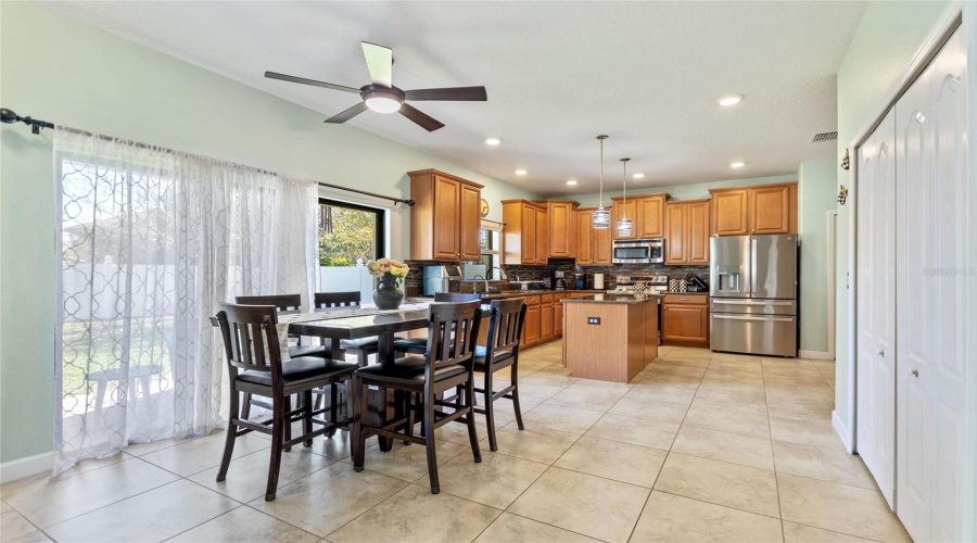 DAVENPORT, Florida 33896, 5 Bedrooms Bedrooms, ,3 BathroomsBathrooms,Residential,For Sale,GLENEAGLES,0,MFRS5142872