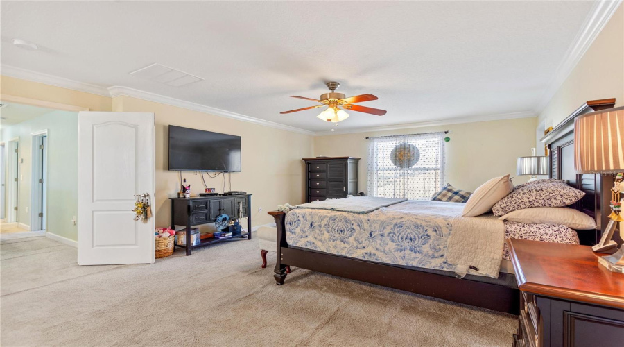 DAVENPORT, Florida 33896, 5 Bedrooms Bedrooms, ,3 BathroomsBathrooms,Residential,For Sale,GLENEAGLES,0,MFRS5142872