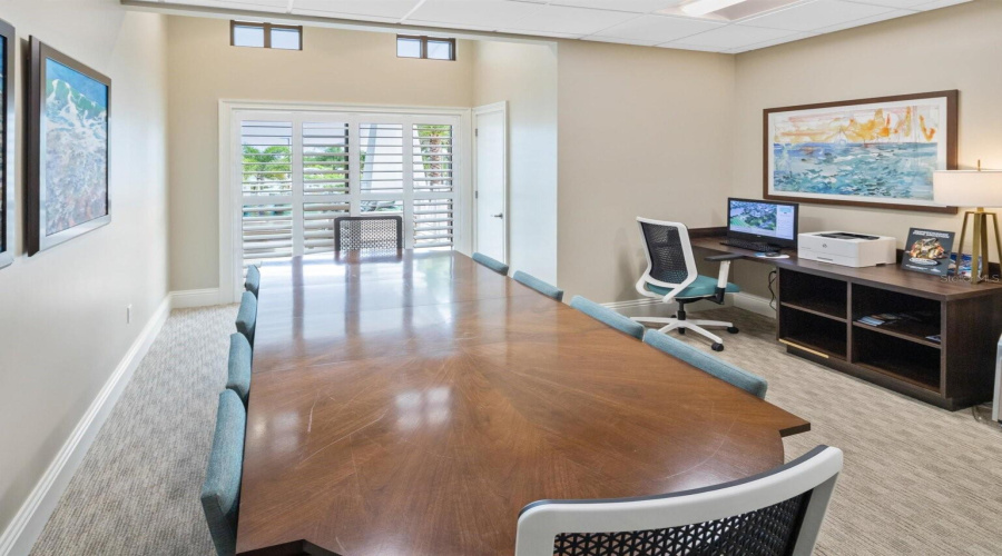 Solara Business Center